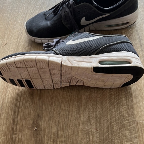 NIKE Air Stefan Janoski sneakers size 11 - Picture 4 of 4